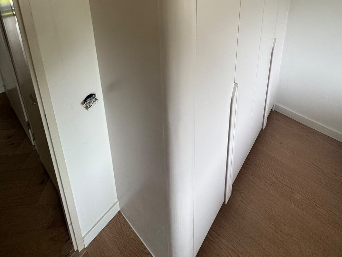 Curved corner
